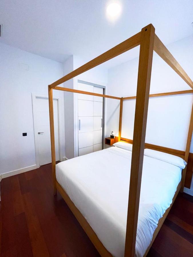 Catedral Square Apartment Seville Luaran gambar