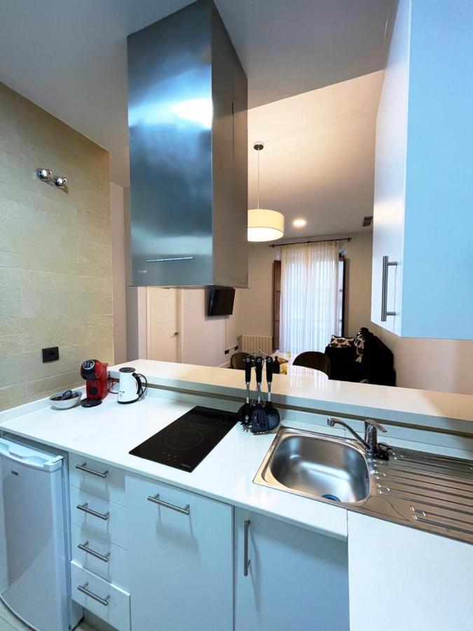 Catedral Square Apartment Seville Luaran gambar