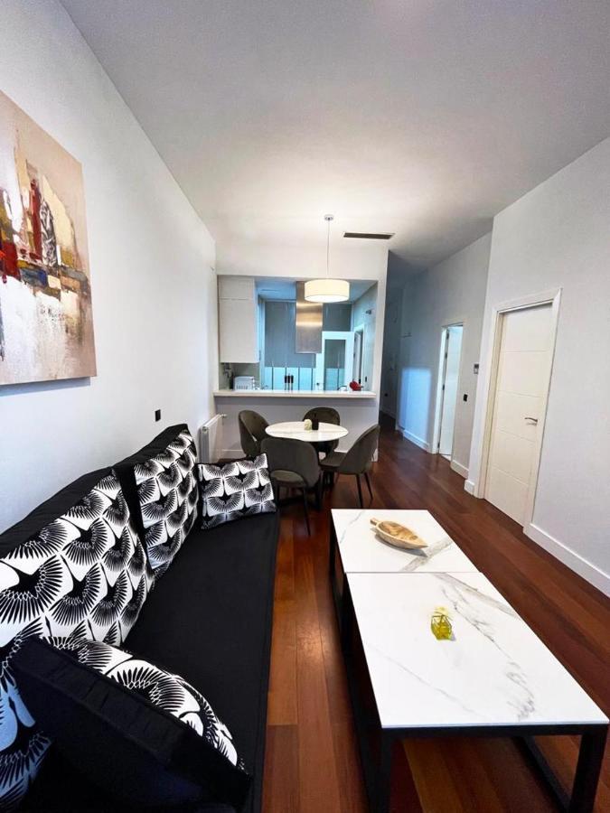 Catedral Square Apartment Seville Luaran gambar