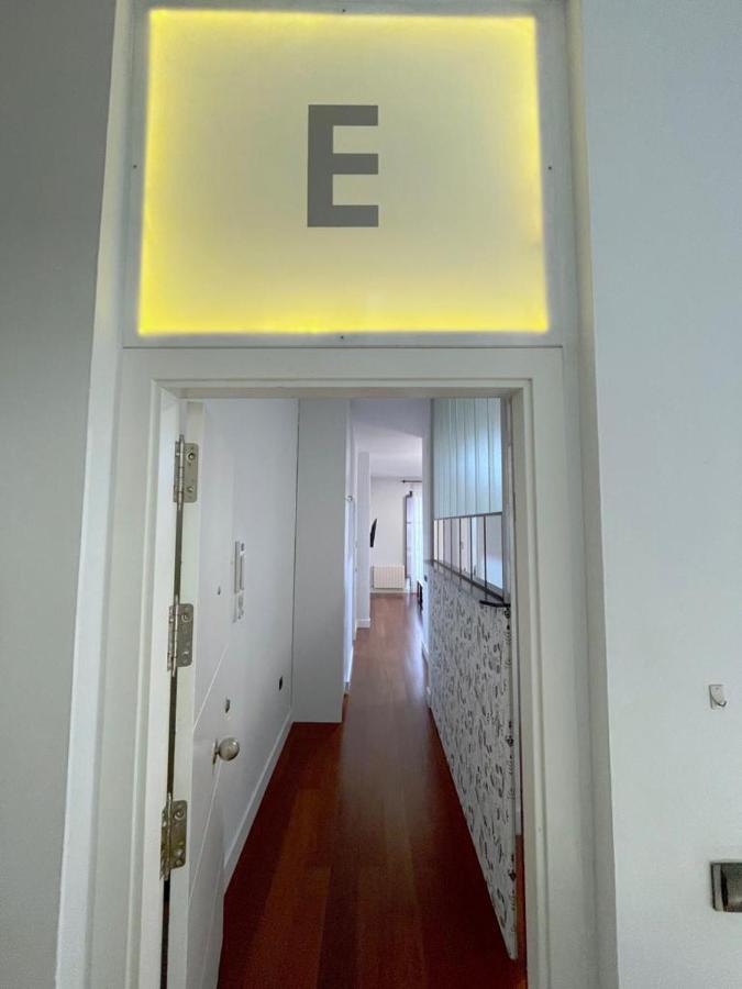 Catedral Square Apartment Seville Luaran gambar